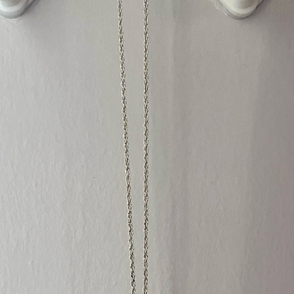 Kendra Scott Rae necklace - Picture 8 of 8